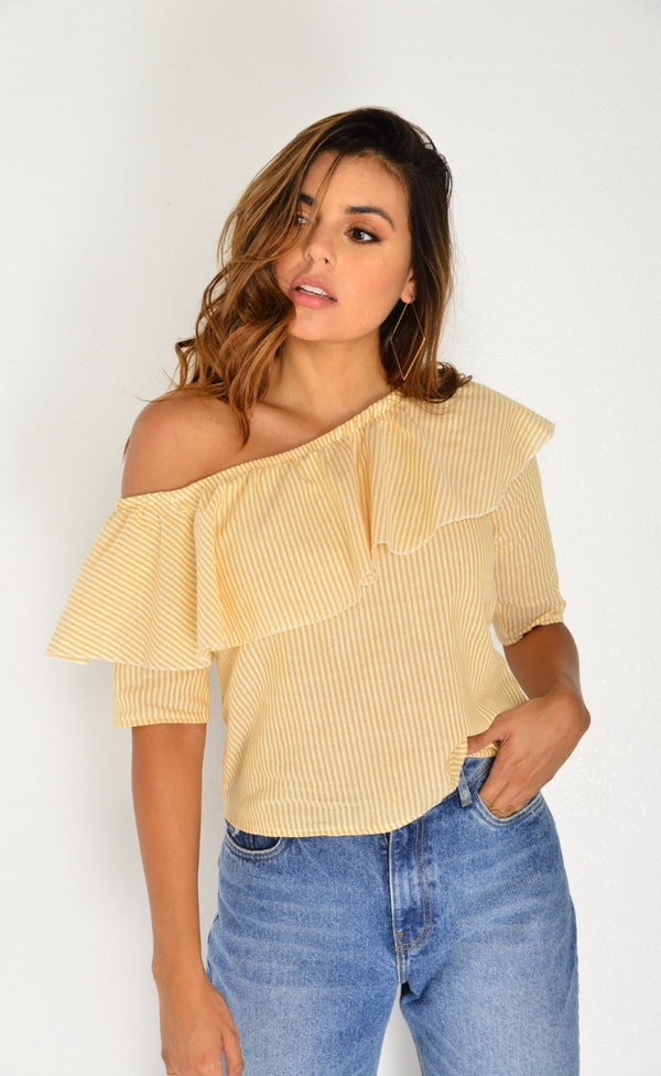 BLUSA DE UN SOLO HOMBRO