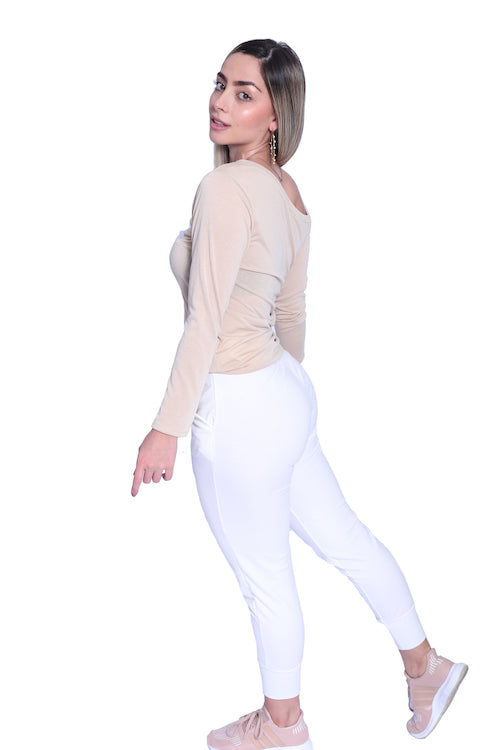 JOGGER CON BOLSILLOS